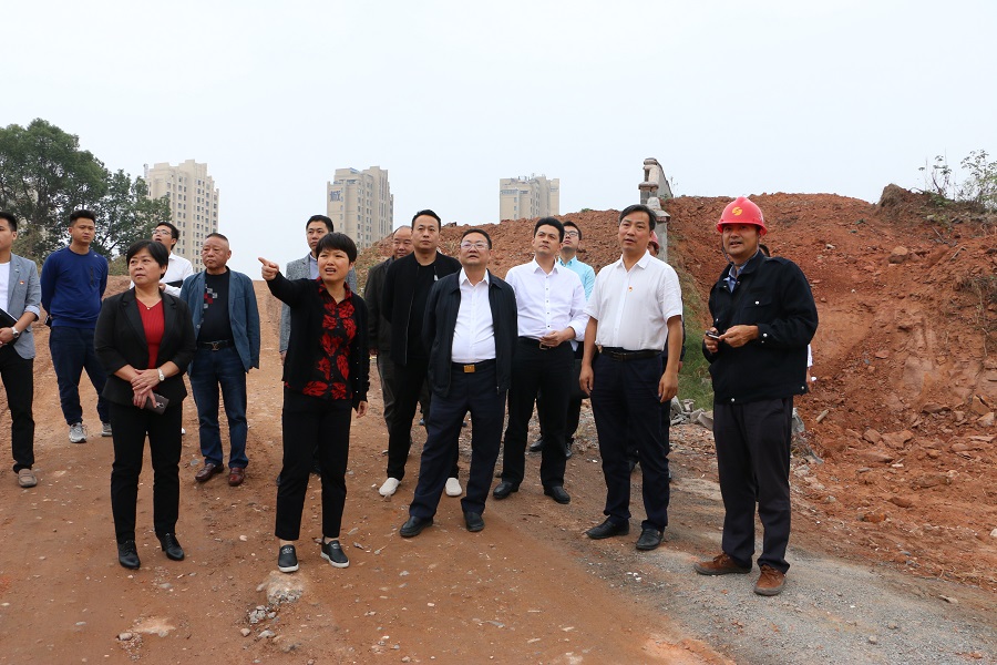 信州區(qū)政府和市城投集團公司聯(lián)合調度征拆工作